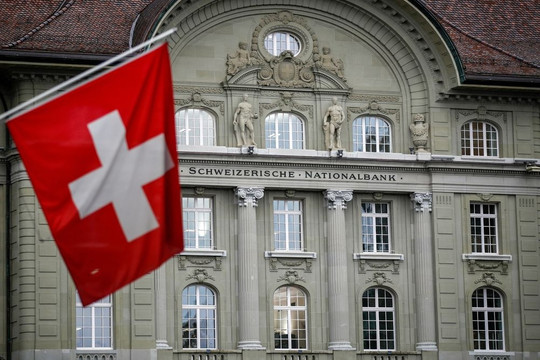 Nắm giữ 1.000 tấn vàng, Ngân hàng Trung ương Thụy Sĩ vẫn tiếp tục báo lỗ năm 2023