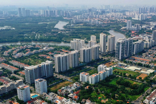 Chung cư tăng phi mã, vốn 700 triệu liều mua căn hộ Hà Nội hay đầu tư đất ở quê