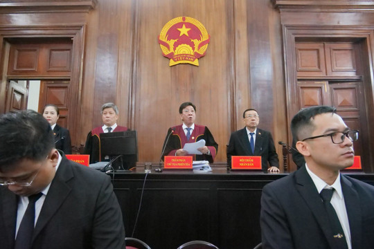 Xét xử vụ Vạn Thịnh Phát: Bắt đầu thẩm tra bà Trương Mỹ Lan và các bị cáo