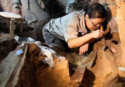 Phát hiện ‘hổ 2 đuôi’ cùng hàng nghìn món di vật văn hóa bên trong lăng mộ 3.000 tuổi, nhưng danh tính chủ nhân vẫn là một bí ẩn