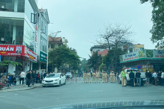 Nóng: Phong tỏa đoạn đường trước nhà Chủ tịch và Bí thư Tỉnh uỷ tỉnh Vĩnh Phúc