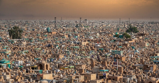 'Lạnh gáy' nghĩa địa rộng nhất thế giới có niên đại 1.400 năm, là nơi an nghỉ của hàng triệu người Hồi giáo
