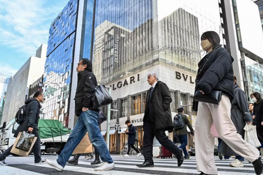 Buồn của người dân Nhật Bản: Hơn 3.600 công ty sa thải hàng loạt để tái cơ cấu, ‘miếng cơm manh áo’ sẽ ngày một khó khăn hơn nữa