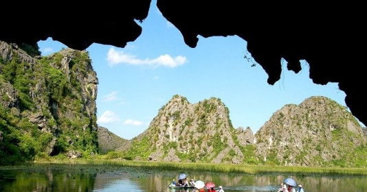 Khám phá khu du lịch sinh thái có hệ thống hang động núi đá vôi xuyên thủy nhiều nhất Việt Nam