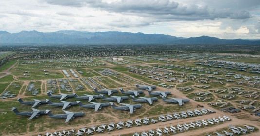 ‘Nghĩa địa máy bay’ rộng ngang một huyện đảo của Việt Nam, lưu trữ hơn 4.000 máy bay với tổng trị giá 37 tỷ USD