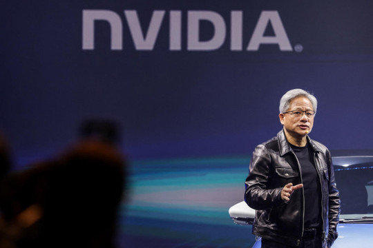 CEO Nvidia - 'kẻ tạo vua': Chỉ cần nhắc tên cũng khiến giá cổ phiếu của nhiều ông lớn công nghệ tăng vọt, trong đó có cả 'lão làng' Dell