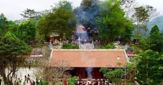 Ngôi đền thiêng 600 năm tuổi toạ lạc trên núi, thờ 'nàng tóc thơm' đảm trách việc lương thảo nuôi quân trong cuộc khởi nghĩa Lam Sơn