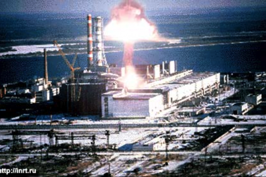 Vụ nổ lò phản ứng hạt nhân tồi tệ nhất lịch sử nhân loại, lượng bức xạ gấp 400 lần bom nguyên tử được ném xuống Hiroshima