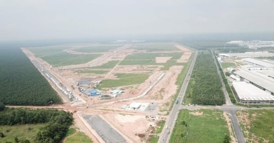 Giải mã nguyên nhân giá đất khu vực siêu sân bay lớn nhất Việt Nam 'cắt lỗ' tới 30%, các dự án 'lạnh ngắt' bóng người