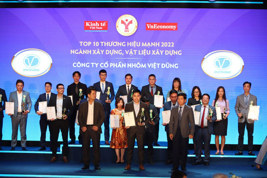 Nhôm Việt Dũng vào Top 10 Thương hiệu mạnh - Tăng trưởng xanh
