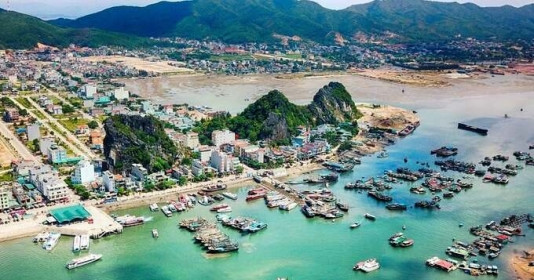 Huyện đảo duy nhất Việt Nam có cả cao tốc, sân bay, cảng biển sắp 'cất cánh' lên thành phố: Sẽ trở thành trung tâm kinh tế biển có casino trong tương lai