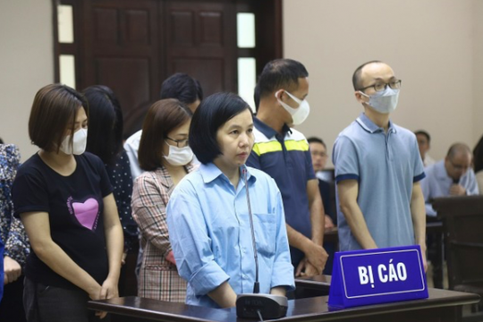 Vụ án 443 tỷ đồng: 'Siêu lừa' Hà Thành xin dùng 7,3 triệu cổ phiếu MHD 'gán nợ' cho VietABank