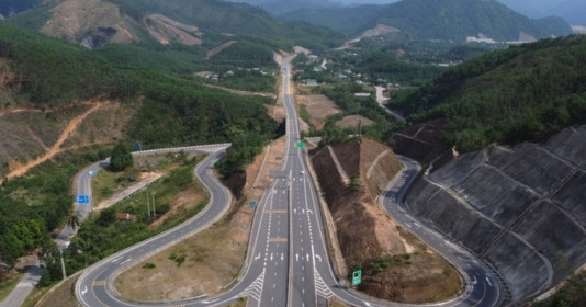 Trình Quốc hội 'siêu' dự án thành phần cao tốc Bắc - Nam hơn 25.000 tỷ: Là cầu nối giữa một tỉnh Tây Nguyên và một tỉnh vùng Đông Nam Bộ