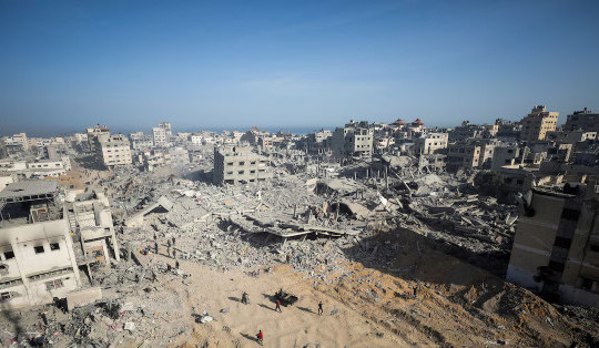 Khung cảnh hoang tàn tại bệnh viện lớn nhất Dải Gaza sau khi Israel rút quân