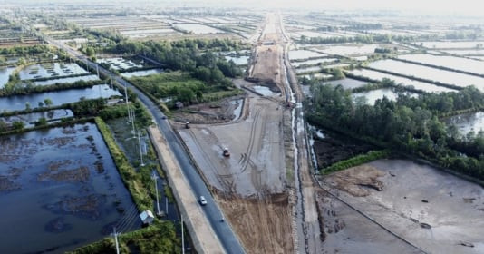Tương lai tuyến cao tốc 147.000 tỷ dài nhất Việt Nam: Sẽ đặt chân đến 'nơi cuối cùng' Tổ quốc, mở rộng lên tới 10 làn xe
