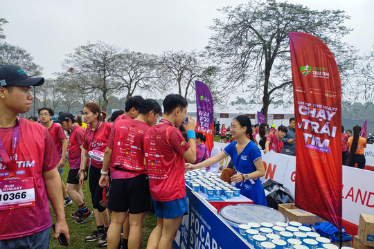 Pocari Sweat Việt Nam đồng hành cùng giải chạy gây quỹ tài trợ phẫu thuật tim