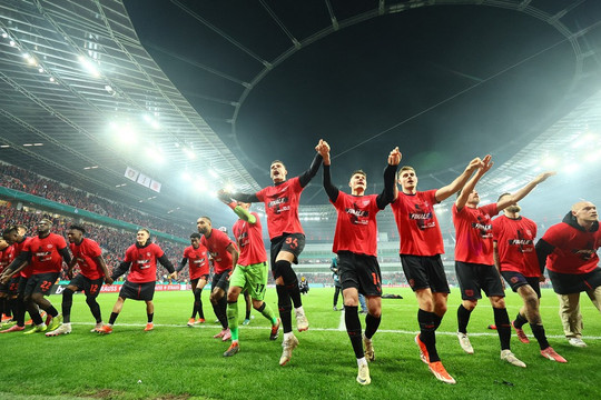 Thắng trận '4 sao', Leverkusen vào chung kết Cúp quốc gia Đức