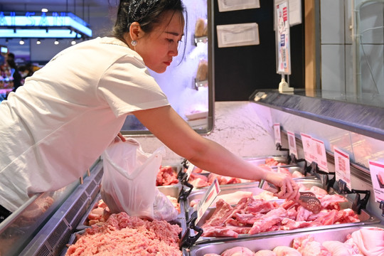 Thịt lợn nhập khẩu đổ về Việt Nam, giá chỉ 55.000 đồng/kg