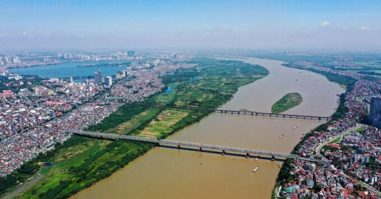 Dòng sông dài hơn 500km ‘cõng’ nhiều cầu vượt nhất Việt Nam, dự kiến 2050 sẽ có thêm 10 cây cầu mới