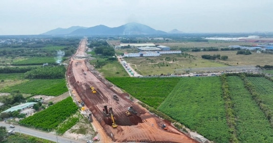 Diễn biến mới nhất tuyến đường 14.000 tỷ nối cao tốc với 'thủ phủ' ngành dầu khí của Việt Nam