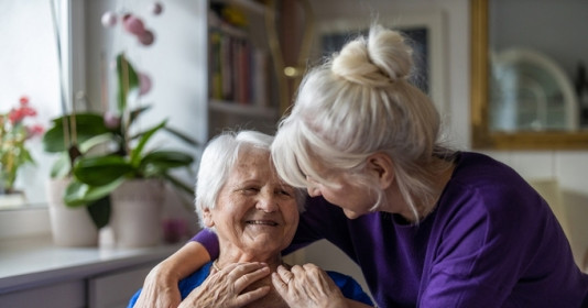 5 điều người trên 60 tuổi cần duy trì để sống thọ và hạnh phúc hơn