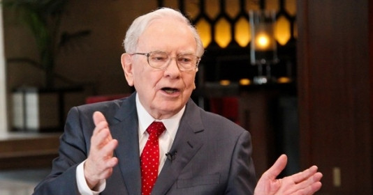 ‘Thần chứng khoán’ Warren Buffett: Bố mẹ cho con tiếp cận đủ 3 tư duy từ tuổi mẫu giáo, con dễ ‘thoát nghèo’