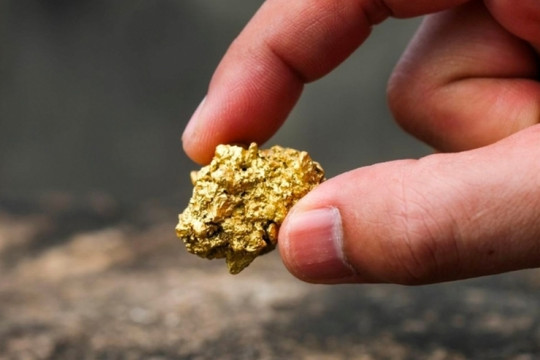 Con người chuẩn bị đào 'cạn' vàng trên Trái Đất: Trữ lượng chỉ đủ xếp vừa khối hộp 23m, khai thác 17 năm nữa là hết sạch