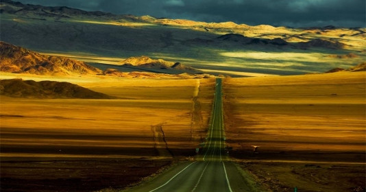 6 siêu cao tốc dài nhất thế giới: Băng rừng, vượt núi, xuyên sa mạc, có cung đường dài đến 14.500km