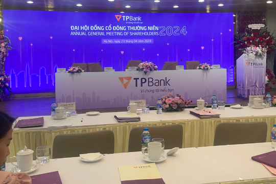 Chủ tịch TPBank tự hào công bố 'vượt mốc' kế hoạch quý I/2024 trước 108 cổ đông tham dự