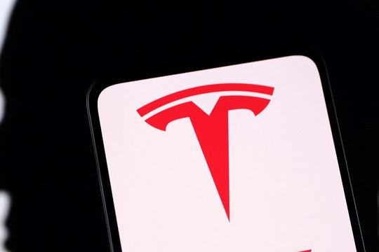 Elon Musk từng muốn đuổi việc 20% nhân viên Tesla