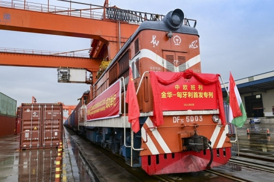 Biển Đỏ hỗn loạn, Trung Quốc ‘ngư ông đặc lợi’ nhờ tuyến đường sắt vươn tới 219 thành phố châu Âu