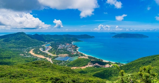 Báo nước ngoài gọi tên 9 địa điểm du lịch Việt Nam 'nhất định phải đến' check-in, không thể thiếu 'thiên đường biển', 'Vịnh Hạ Long trên cạn'