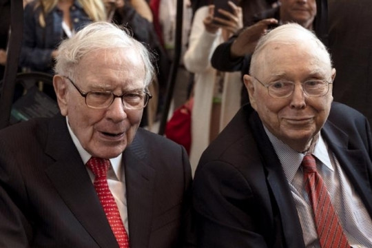 Tỷ phú 96 tuổi - cánh tay phải của Warren Buffett - để lại điều gì sau khi qua đời?