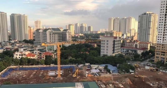 Trong đà bứt tốc, thị trường địa ốc Việt có bao nhiêu dự án bất động sản đang xây dựng?