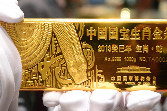 Giá vàng cao nhất mọi thời đại, vì sao các đại gia Trung Quốc vẫn mua ồ ạt?