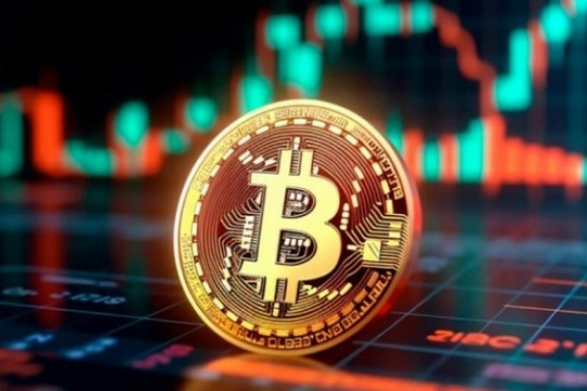 Giá Bitcoin bất ngờ ‘rơi tự do’