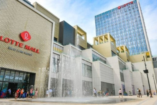 Lotte Mall Tây Hồ cán mốc 100 tỷ Won sau 122 ngày hoạt động