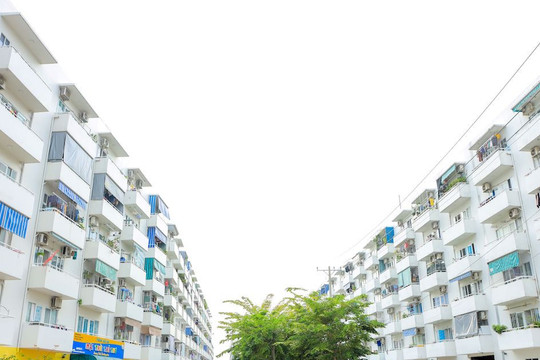 Nhà giá rẻ gần 1.000 căn hộ tại TP.HCM bàn giao 5 năm vẫn chưa nghiệm thu
