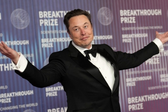 Elon Musk: ‘Bất kỳ công ty nào không chi 10 tỷ USD cho AI như Tesla đều có thể biến mất khỏi thị trường’
