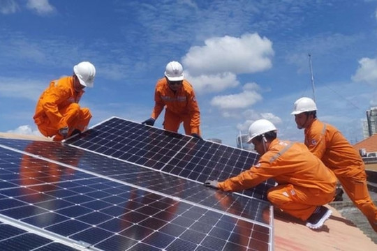 Bộ trưởng Bộ Công Thương: 'Dứt khoát không mua bán điện mặt trời mái nhà'