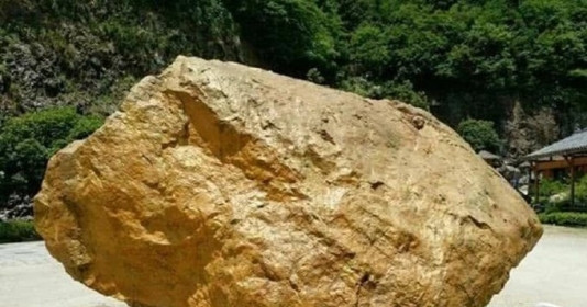 Công nhân đào giếng trúng kho báu nặng hơn nửa tấn, 1 năm sau các nhà khoa học phát hiện sự thật chấn động
