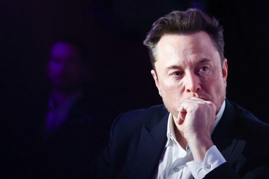 Mới thẳng tay cắt giảm hàng loạt nhân sự của mảng trạm sạc, Elon Musk lại ‘quay xe’ gọi các nhân viên bị sa thải trở về làm việc