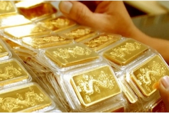 Giá vàng liên tục ‘lập đỉnh', Chính phủ yêu cầu NHNN xử lý nghiêm trường hợp thao túng giá