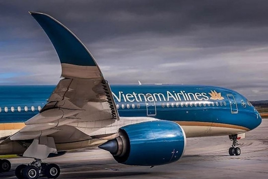 Sếp Vietnam Airlines: Chúng tôi lãi chỉ 1 USD mỗi khách, nhưng gặp một cơn mưa giông là 1 USD đó bay luôn