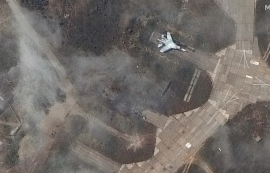 Ảnh vệ tinh tiết lộ thiệt hại lớn ở căn cứ không quân Nga trên bán đảo Crưm