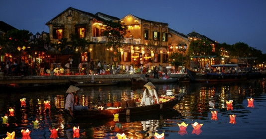 Thành phố cổ quyến rũ nhất Việt Nam được ca ngợi là điểm đến rẻ nhất thế giới 2024, chỉ trong 4 tháng đầu năm đã hút 4 triệu khách