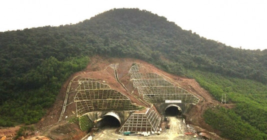 Một nhánh hầm thuộc dự án cao tốc hơn 12.000 tỷ đồng chính thức thông xe