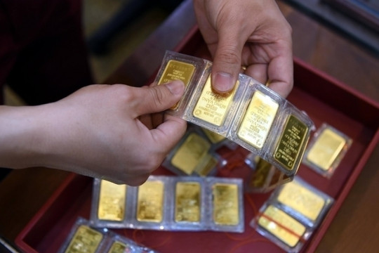 Giá vàng trong nước và quốc tế chênh nhau 17 triệu đồng/lượng