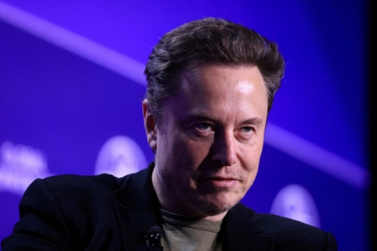 Elon Musk không ủng hộ việc đánh thuế xe điện Trung Quốc