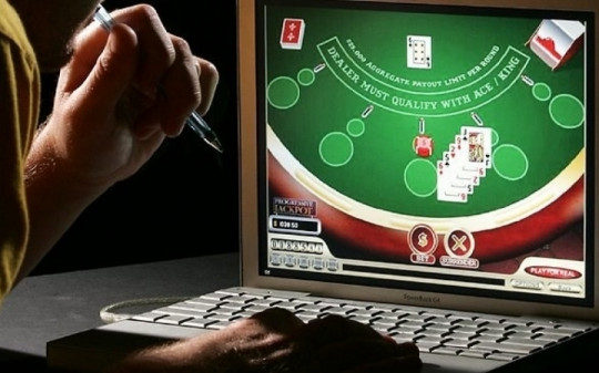 Phát hiện kẽ hở các web đánh bạc trực tuyến, 3 'cao nhân' lập luôn đường dây, quy mô 300 tỷ